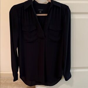 Ann Taylor Black V-Neck Camp Blouse Sz XXS